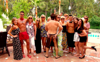 Combo BBQ + cocktail class + cheeky butlers Marbella